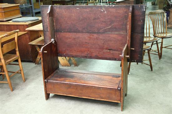 HUTCH TABLE. Pine having a