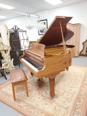 HYUNDAI BABY GRAND PIANO & PIA