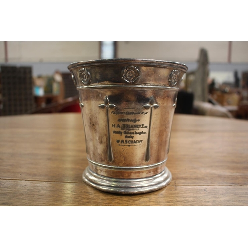 Ice bucket inscribed Poultry Club