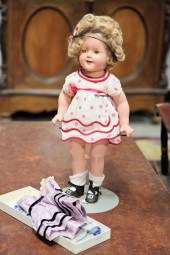 IDEAL SHIRLEY TEMPLE DOLL.  Am