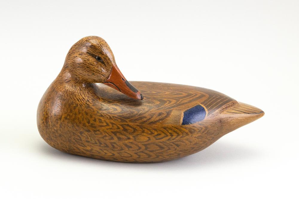 ILLINOIS RIVER MALLARD HEN DECOY