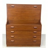 ILLUMS BOLIGHUS Danish Modern