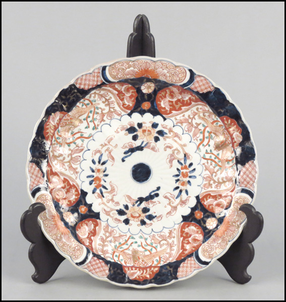 IMARI STYLE PORCELAIN CHARGER.