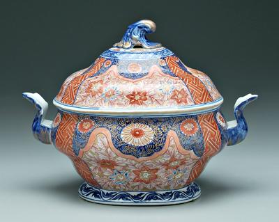 Imari tureen, fine red and cobalt