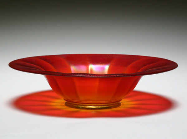 Imperial 13" red stretch glass