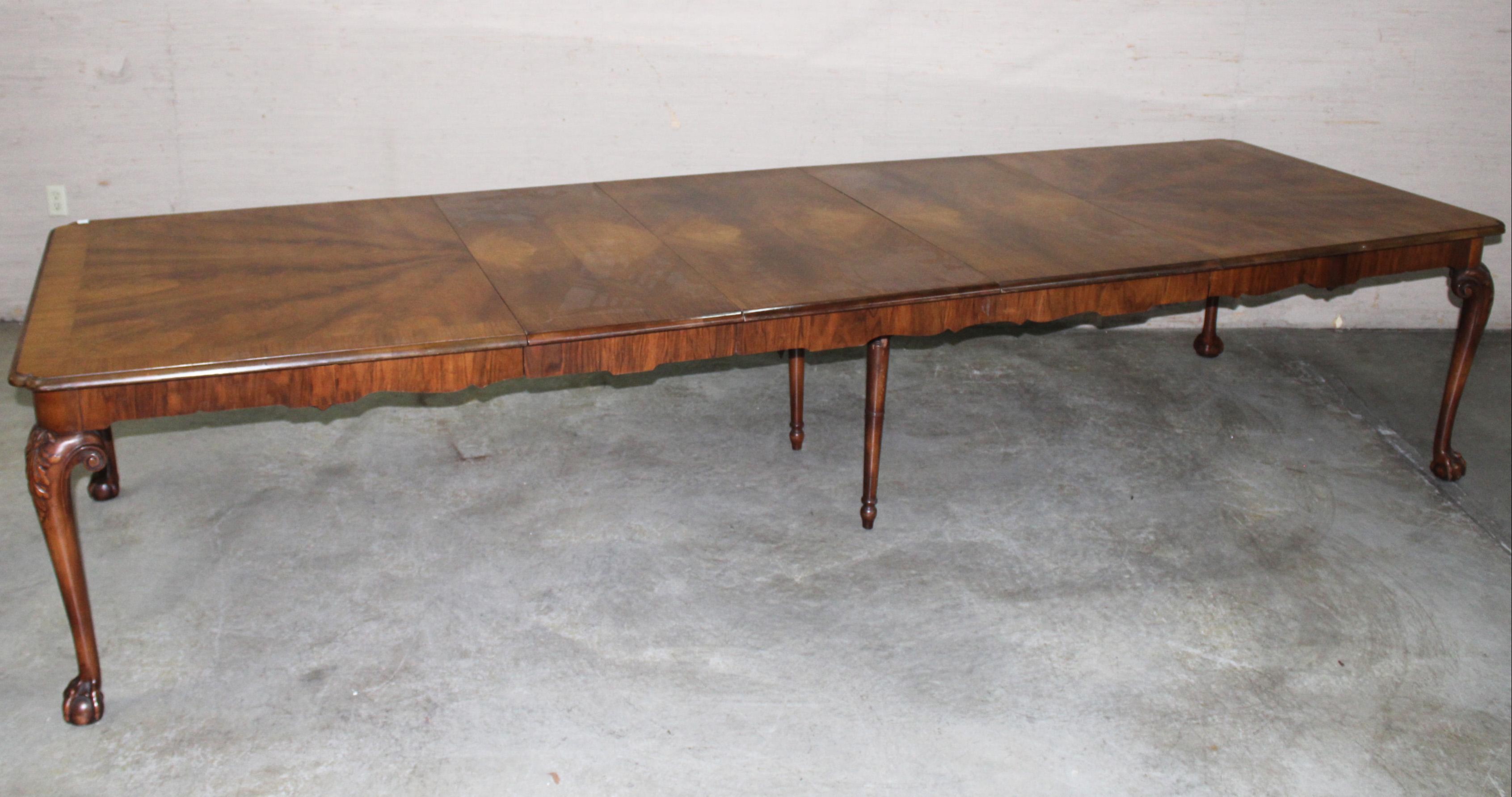 IMPRESSIVE ENGLISH CHIPPENDALE