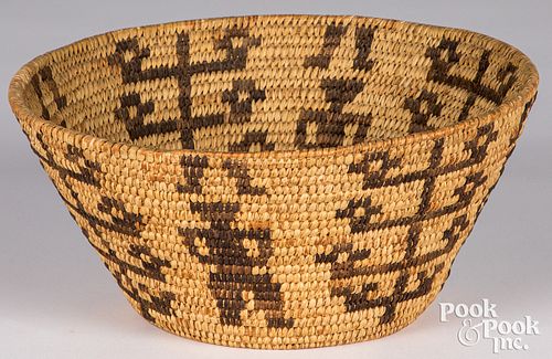 IMPRESSIVE PAPAGO INDIAN BASKET,