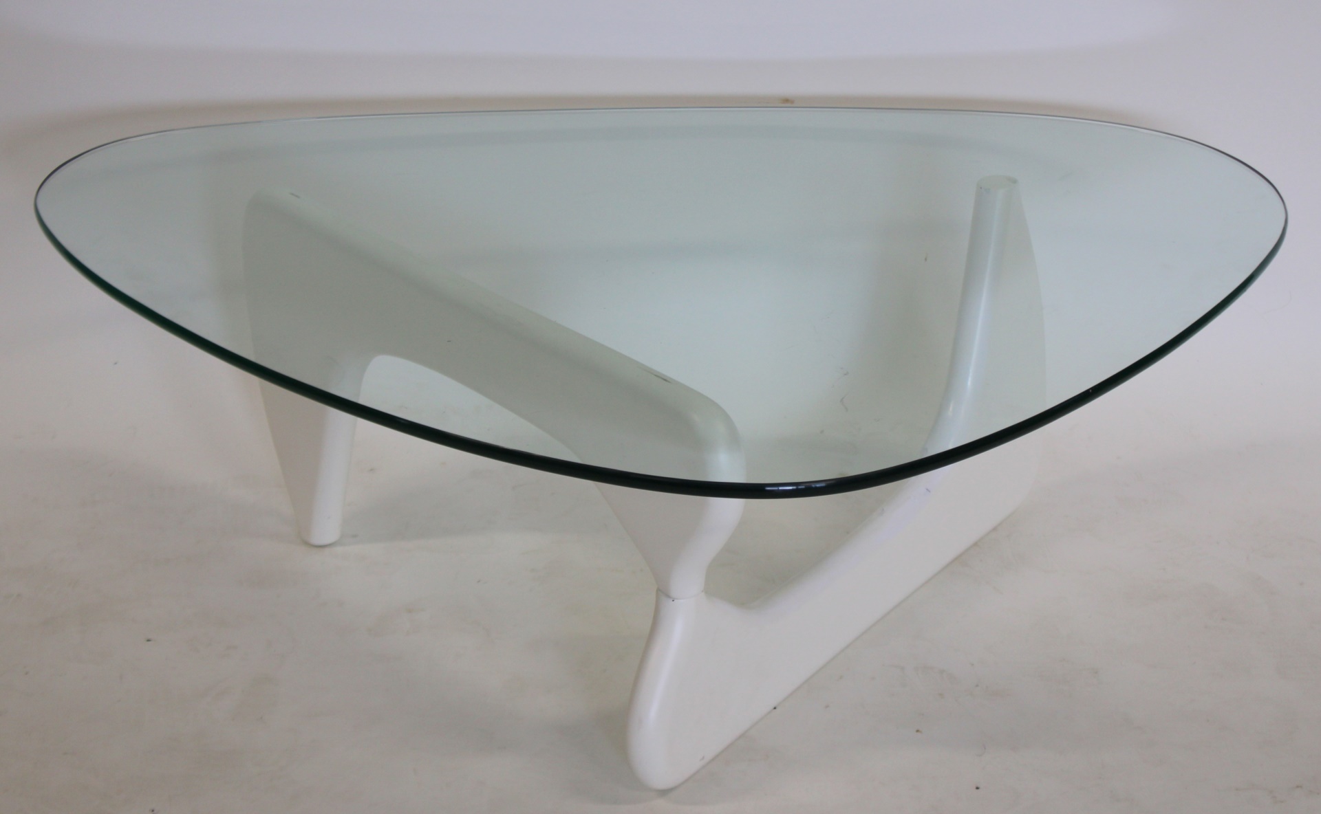 IN THE MANNER OF ISAMU NOGUCHI