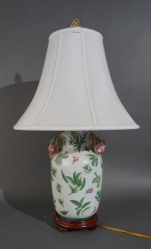 INCHINESE POLYCHROME DECORATED