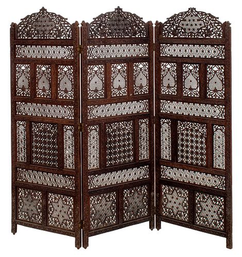 INDIAN AHMEDABAD TEAK THREE PANELED