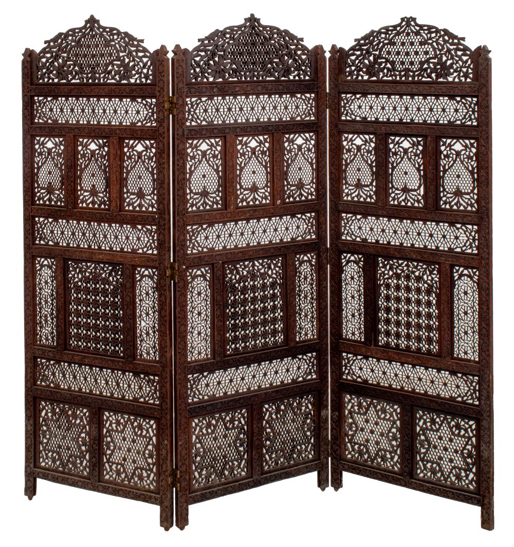 INDIAN AHMEDABAD TEAK THREE PANELED