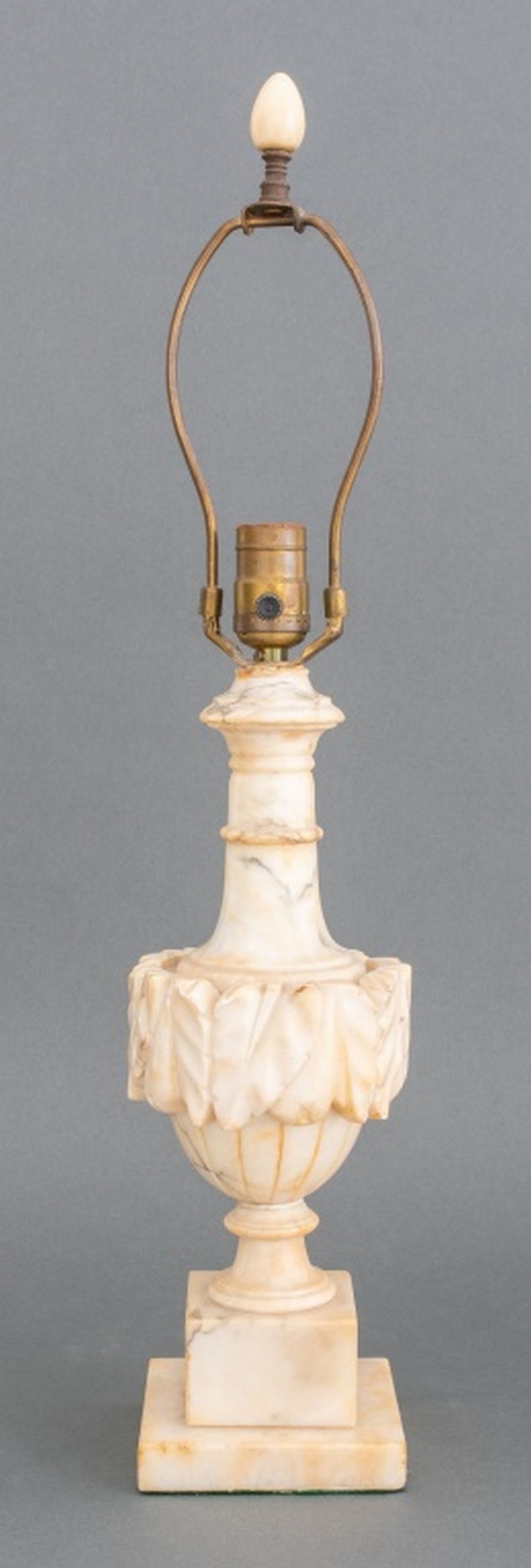INDIAN ALABASTER LAMP, 20TH CENTURY