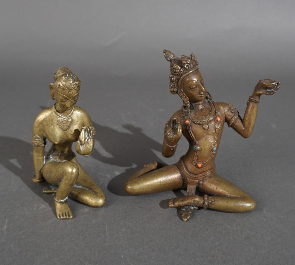 INDIAN BRONZE FIGURE OF A