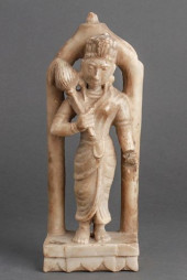 INDIAN CARVED HARDSTONE FIGURA