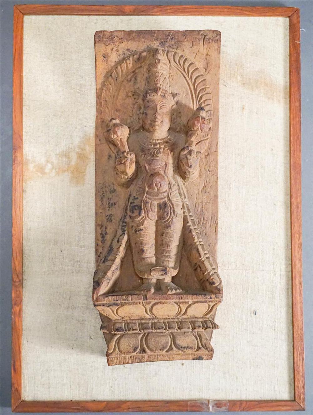 INDIAN CARVED WOOD STELE OF