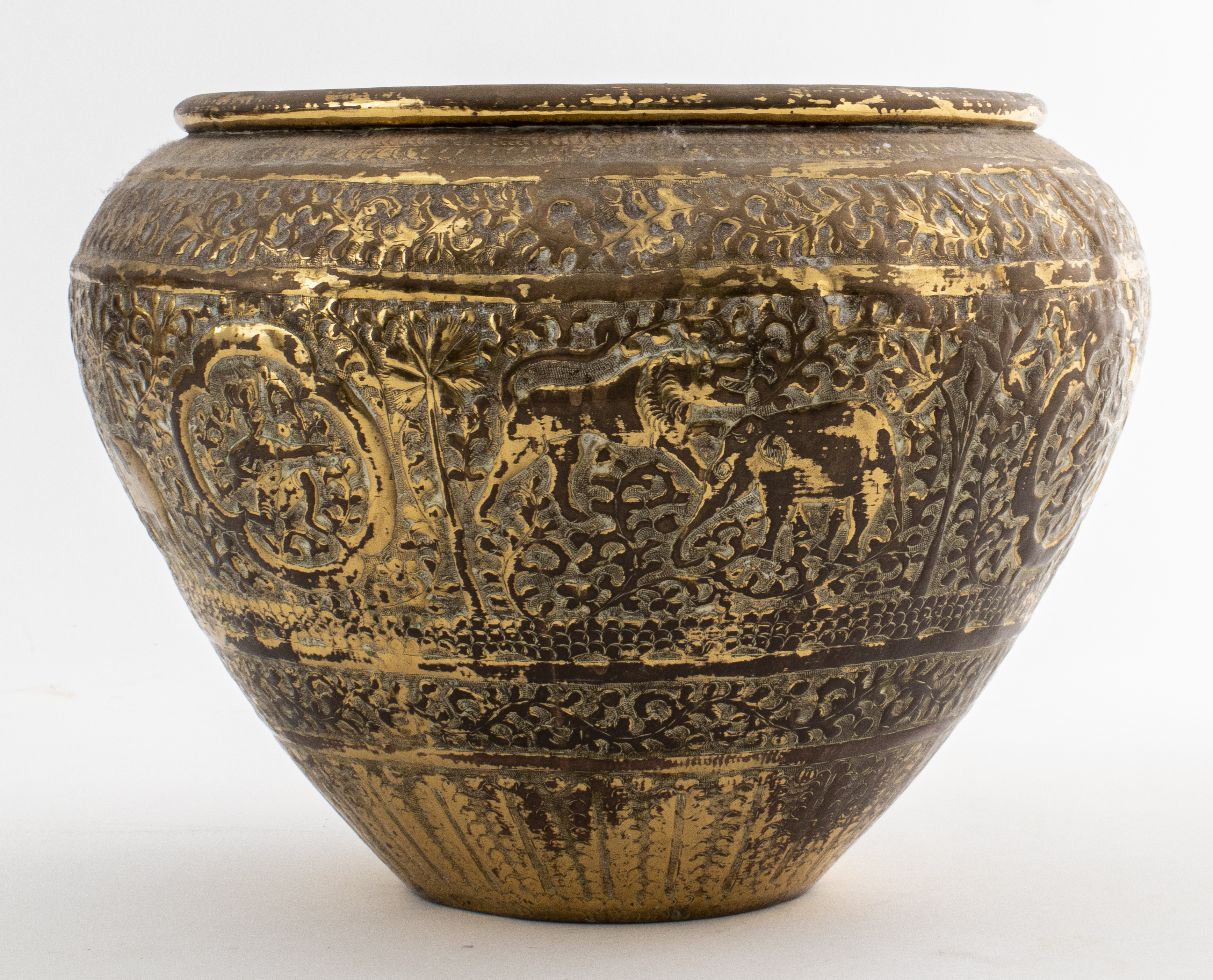 INDIAN HAMMERED BRASS DECORATIVE