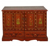 INDIAN PAINTED WOOD CHESThavin