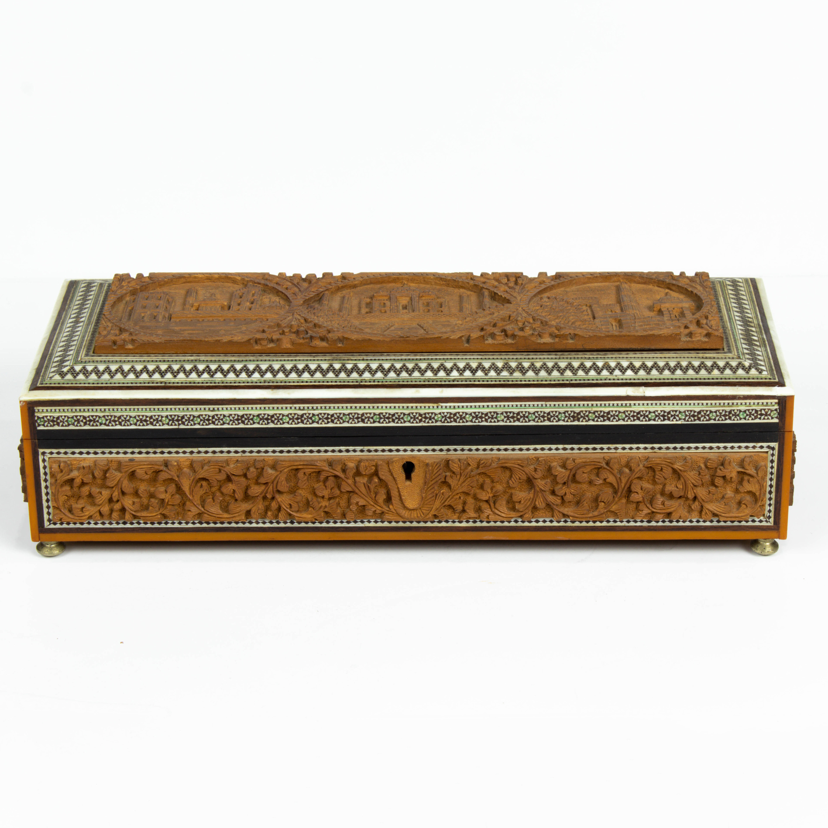 INDIAN SADDLEWOOD AND MOSAIC INLAID