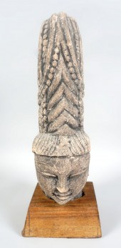 INDIAN SANDSTONE HEAD OF A DEI
