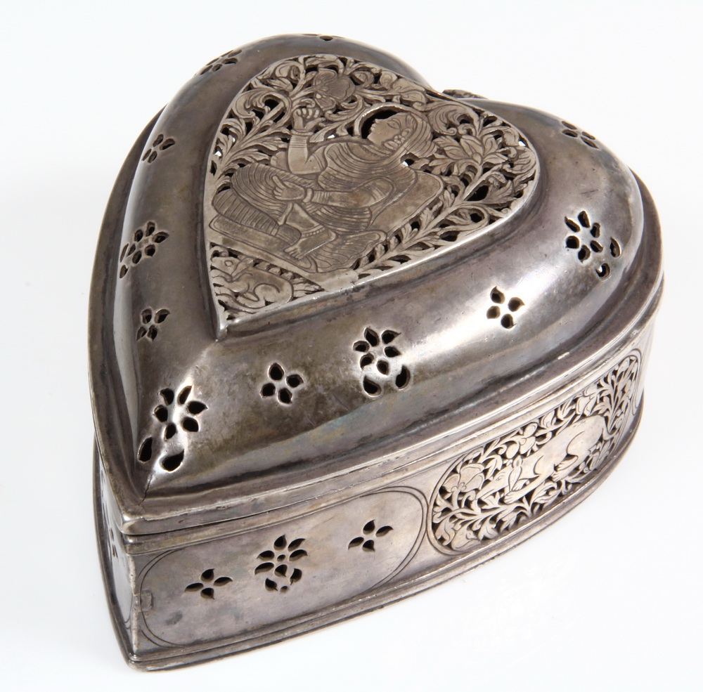 INDIAN SILVER BOX - 19th C