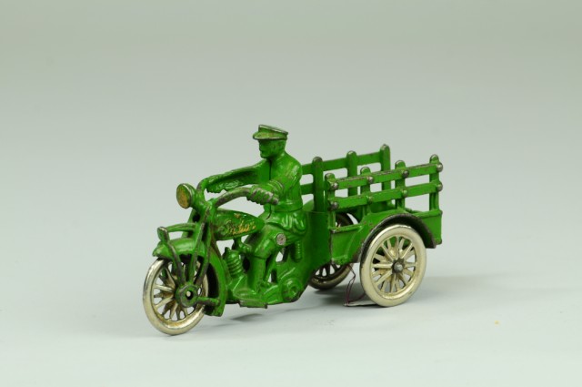 INDIAN TRAFFIC CAR Hubley three