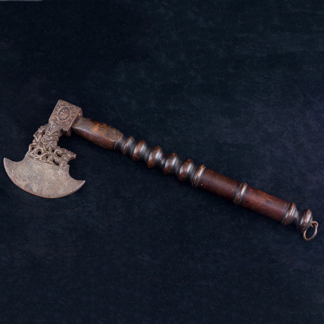 INDIO PERSIAN BATTLE AXE An