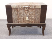 INDO - ASIAN STYLE CHEST ON LE