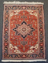 INDO-HERIZ RUG, 4 FT 10 IN X 3