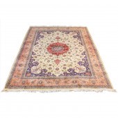 INDO-ISPHAHAN CARPET An Indo-I