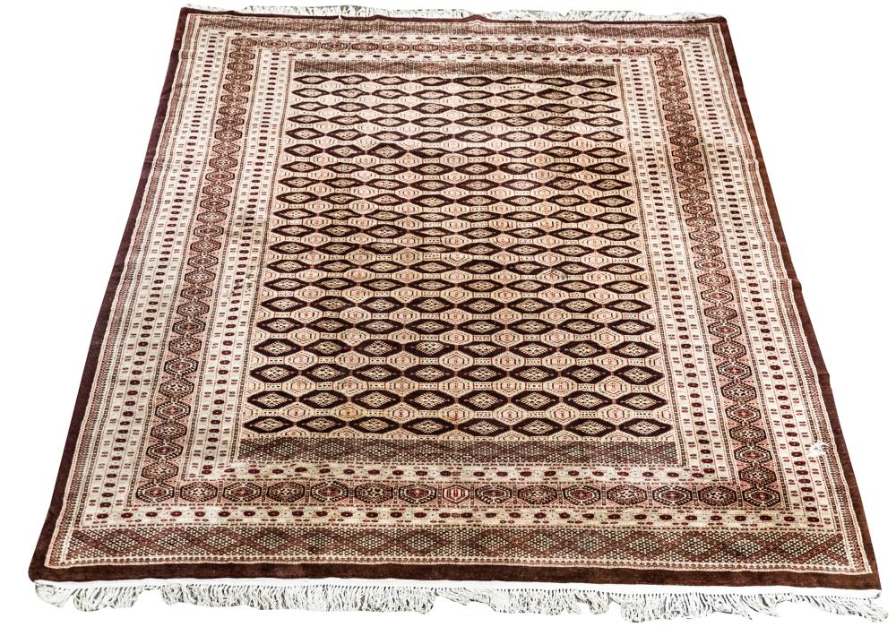 INDO-PERSIAN AREA RUGwool, with
