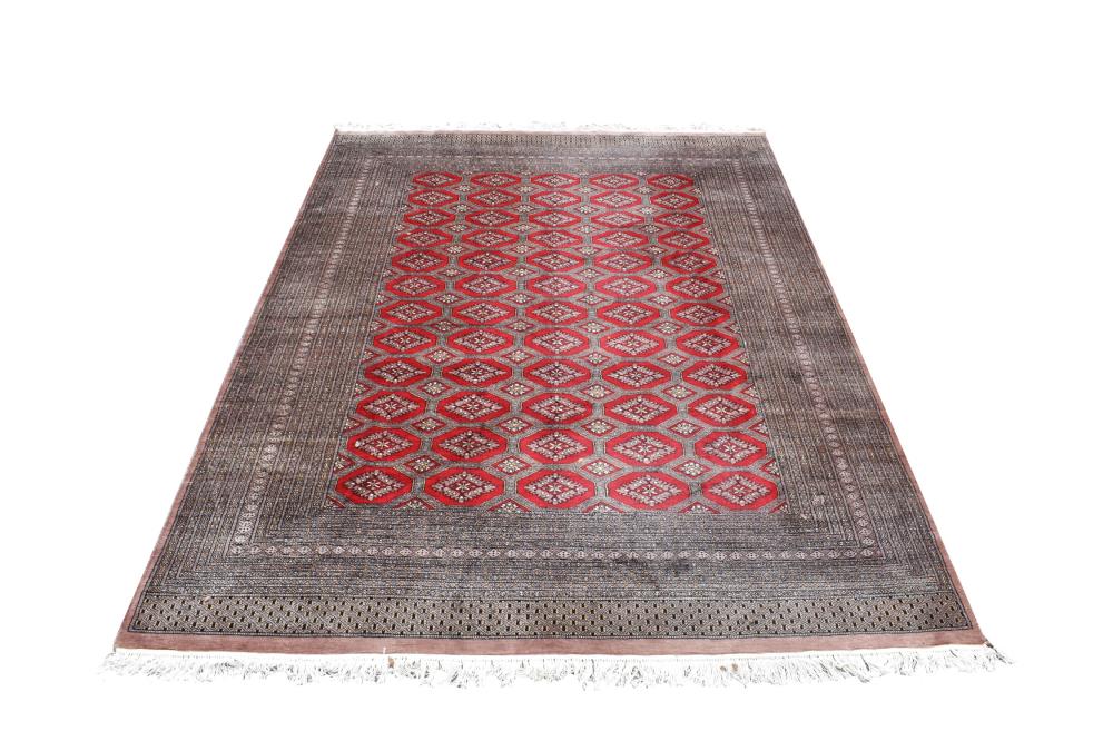 INDO-PERSIAN HAND WOVEN CARPET, 11'