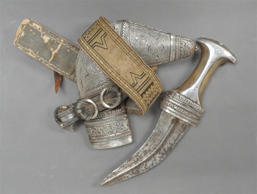 INDO-PERSIAN HORN HANDLED SILVER