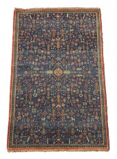 INDO-PERSIAN RUG Overall patte