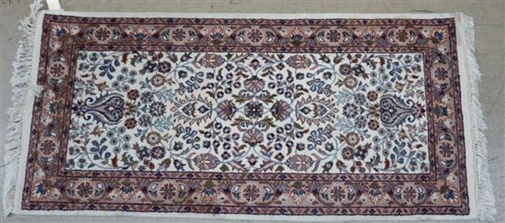 INDO-TABRIZ SCATTER RUG, 4 FT 3