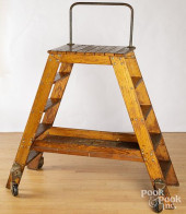 INDUSTRIAL LADDER CART<br>Indu