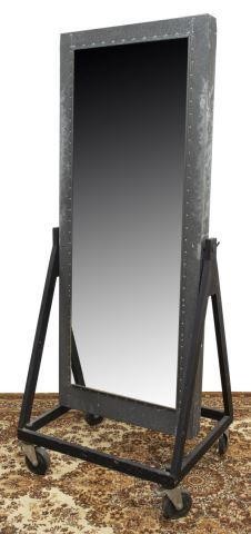 INDUSTRIAL STYLE DOUBLE-SIDED FLOOR