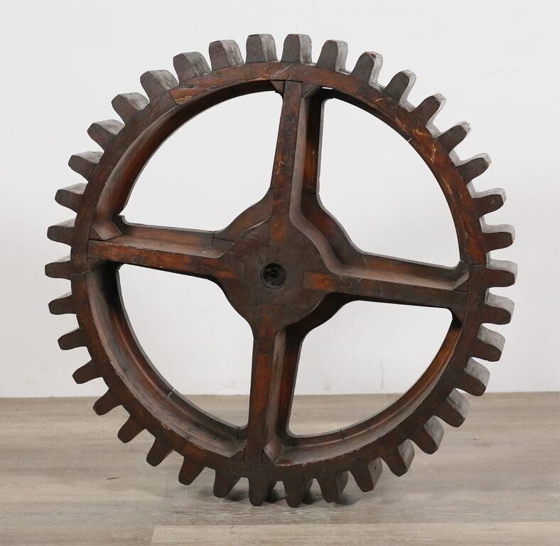 INDUSTRIAL WOODEN GEAR