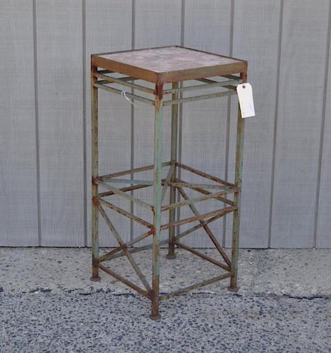 INDUSTRIAL/BRUTALIST MARBLE TOP