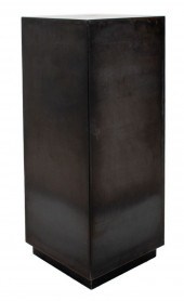 INDUSTRIALIST PATINATED METAL