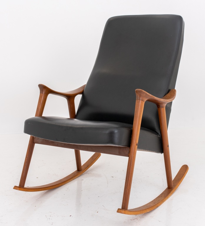 INGMAR RELLING ROCKING CHAIR FOR