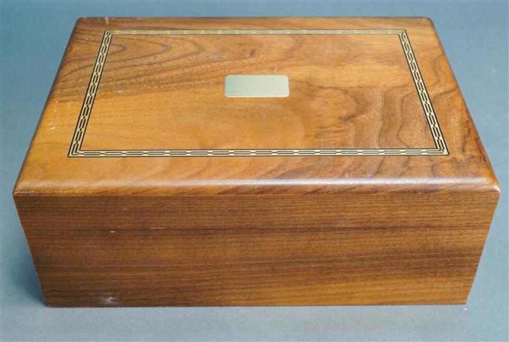 INLAID BURLWOOD HUMIDOR, H: 4, W: