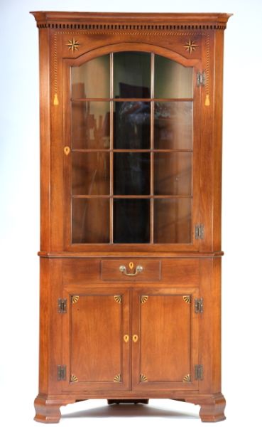 Inlaid Mahogany Corner Cupboard20th