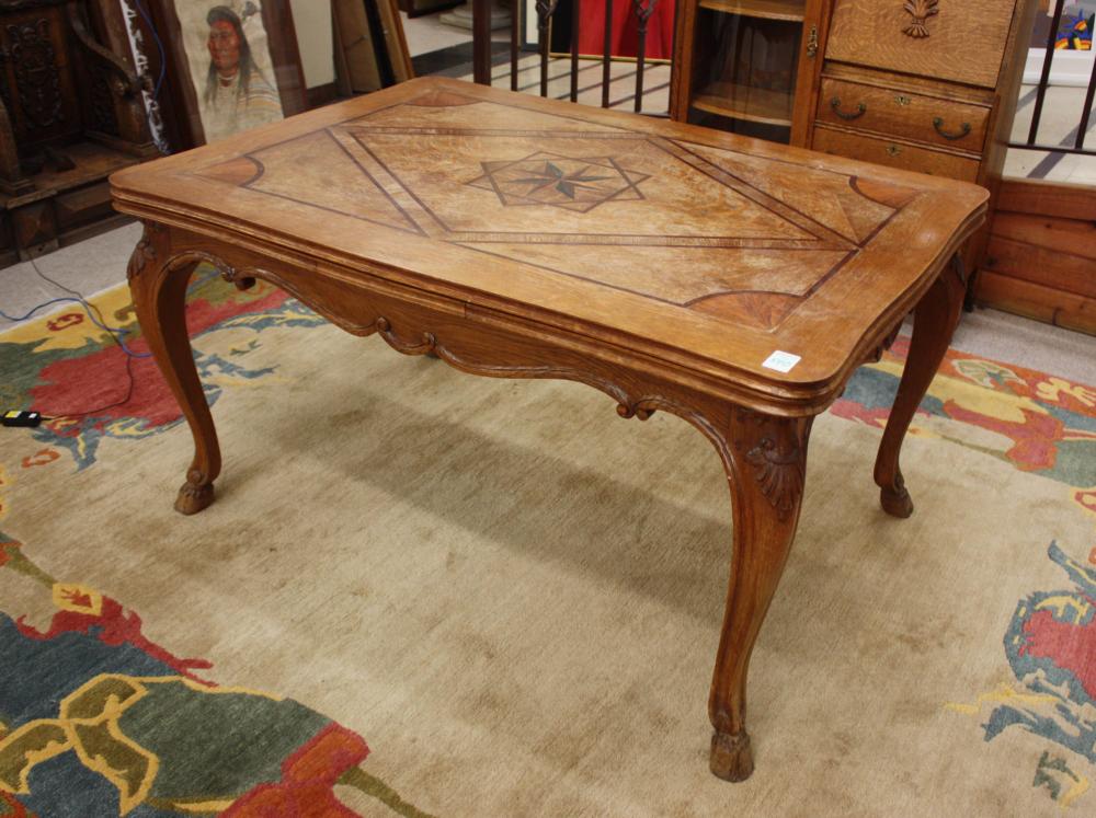 INLAID OAK DRAW-LEAF DINING