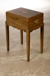 INLAID TOP BOX ON STANDWalnut