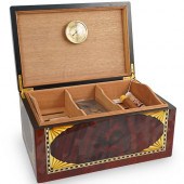 INLAID WOODEN HUMIDORDESCRIPTI