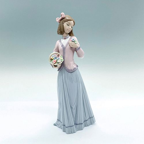 INNOCENCE IN BLOOM 1007644 - LLADRO