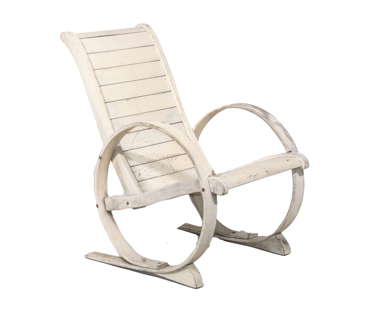 INTERNATIONAL DECO BENTWOOD LAWN