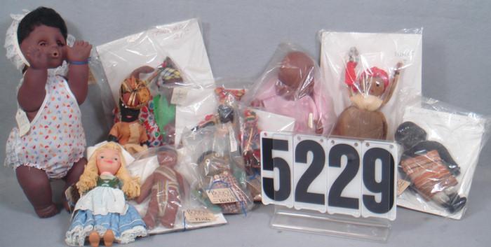 International Doll Lot, Dolls