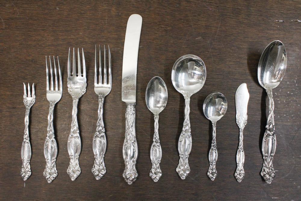 INTERNATIONAL "FRONTENAC" SILVER