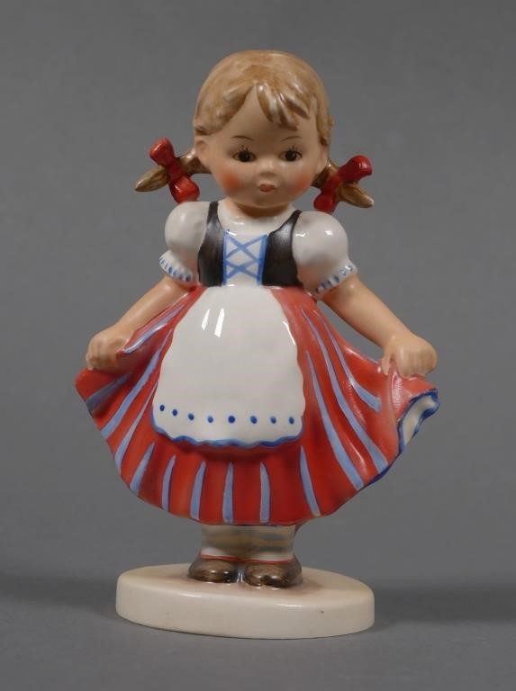 INTERNATIONAL HUMMEL HUNGARIAN GIRL